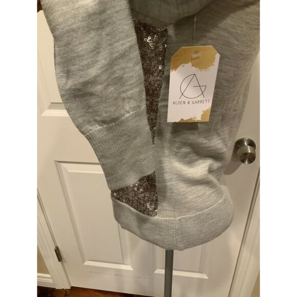 Diane Von Furstenberg Gray & Silver Sequin "Paryse" 100% Wool Sweater, Size P - Picture 5 of 11